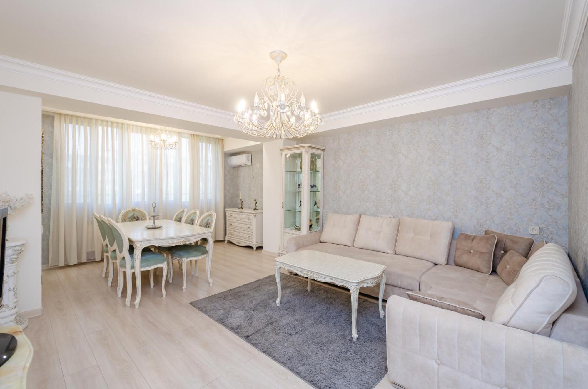 5A Beautiful Apartment In The Center Of The Capital Photo Original Erevan Exterior foto